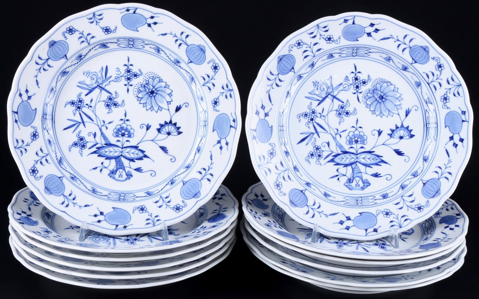 Meissen Onion Pattern 12 dinner plates 1st choice,: porcelain, blue sword mark 1st choice, decor Onion Pattern, 12x D 25 cm