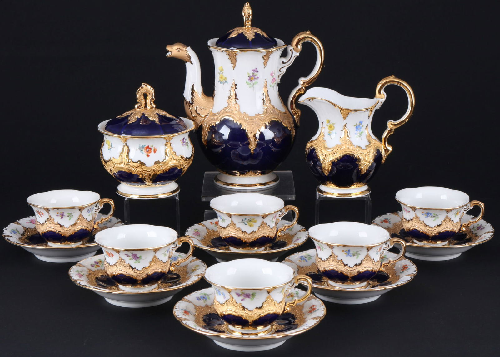 Meissen B-Form Strewn Flowers royal blue mocha service for 6 persons,: 15-piece porcelain, blue sword mark 1st and 2nd choice, decor B-Form royal blue with Strewn Flowers, gold bronze, decor no. 011099, 1x jug (1st choice) H 20 cm x D 10 cm, 1x milk jug H 12.5 cm, 1x sug