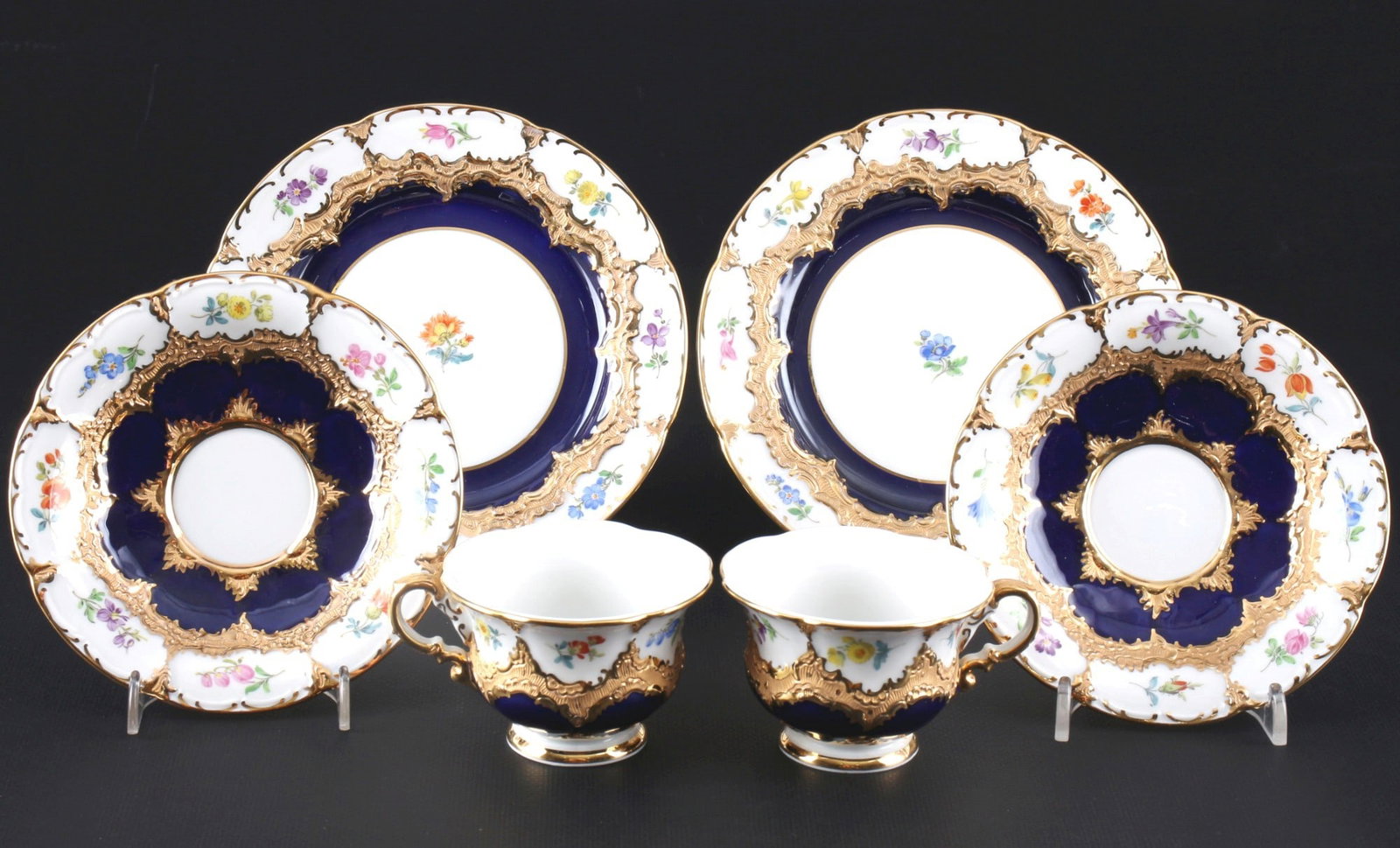 Meissen B-Form Strewn Flowers royal blue 2 mocha place settings, (1 of 4)