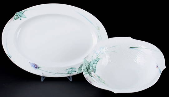 Meissen Woodland Flora Waves large bowl with platter 1st choice,: porcelain, blue sword mark 1st choice, design by Sabine WACHS (1960), shape Waves, decor Woodland Flora, decor no. 614501, painter no. 304, 1x bowl #29441 H 8.5 cm x W 27.5 x D 27 cm, 1x plate #29308