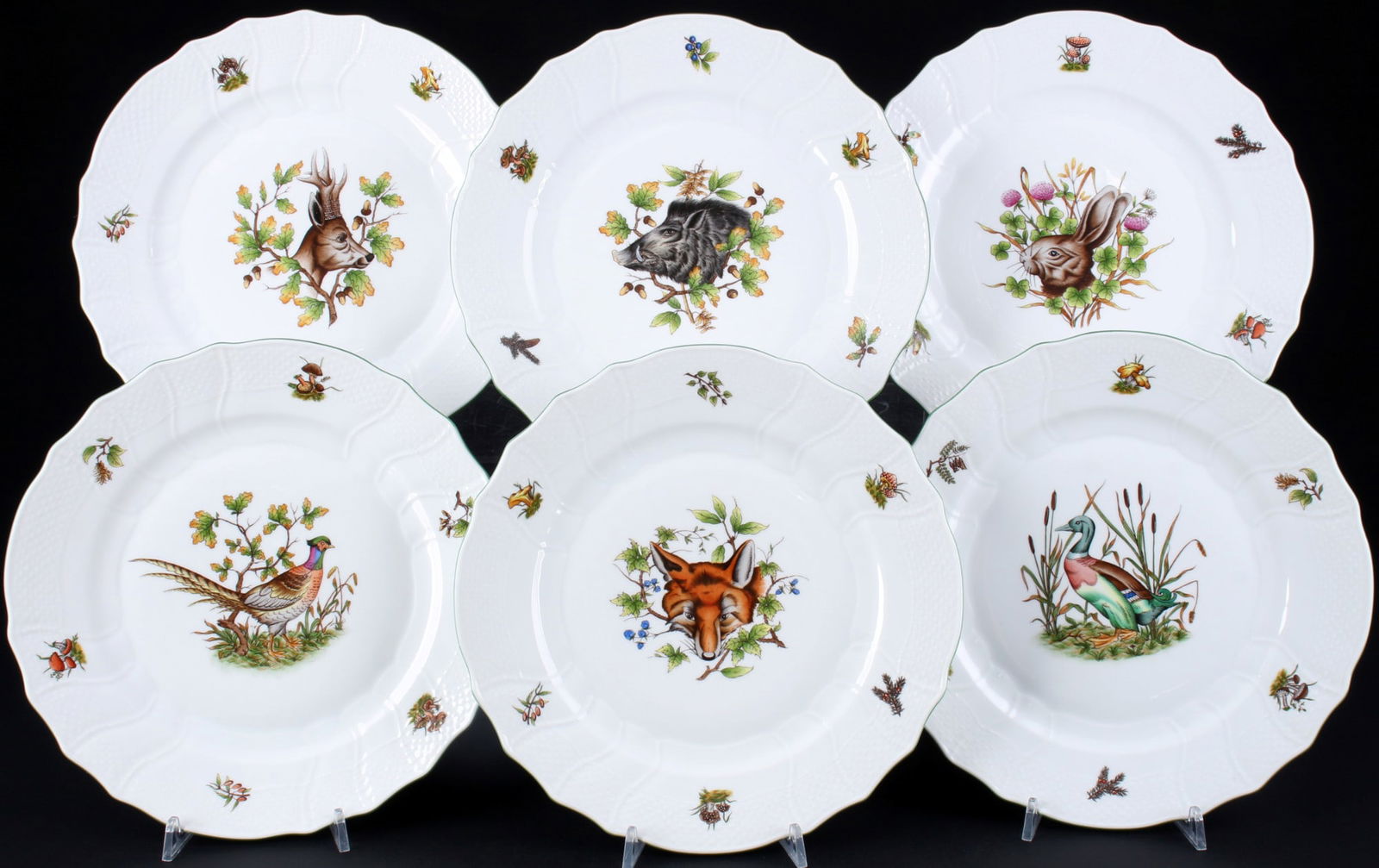 Herend CHTM Hunters Trophies 6 dinner plates, (1 of 5)