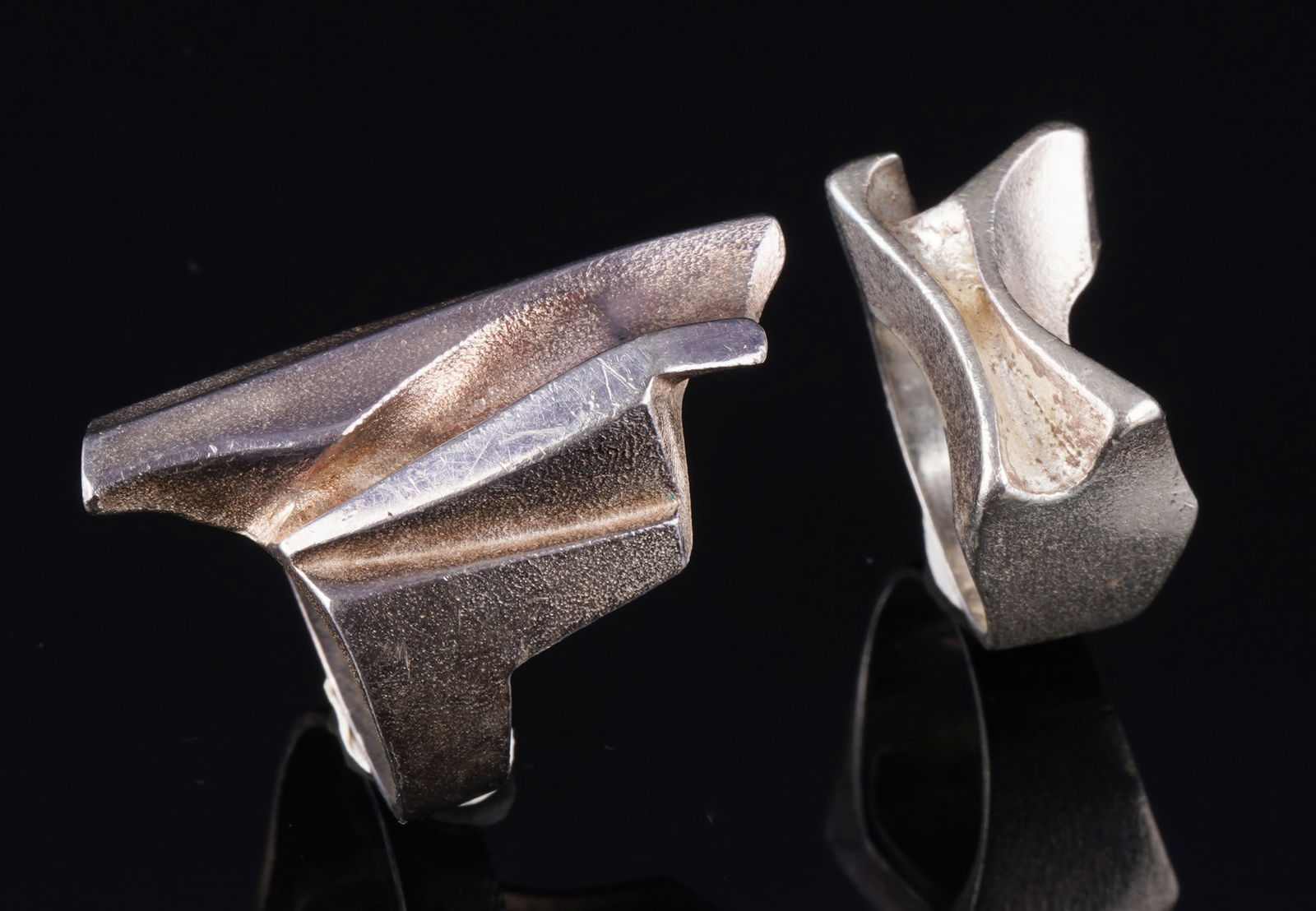 LAPPONIA Björn Weckström 925 Silver 2 Rings: 925 silver, stamped 925 Lapponia, 2 ladies' rings, design by Björn Weckström, born 1935 in Helsinki, Finland, sizes 54 / 17.2 mm and 49 / 15.7 mm, weight 20.7 g