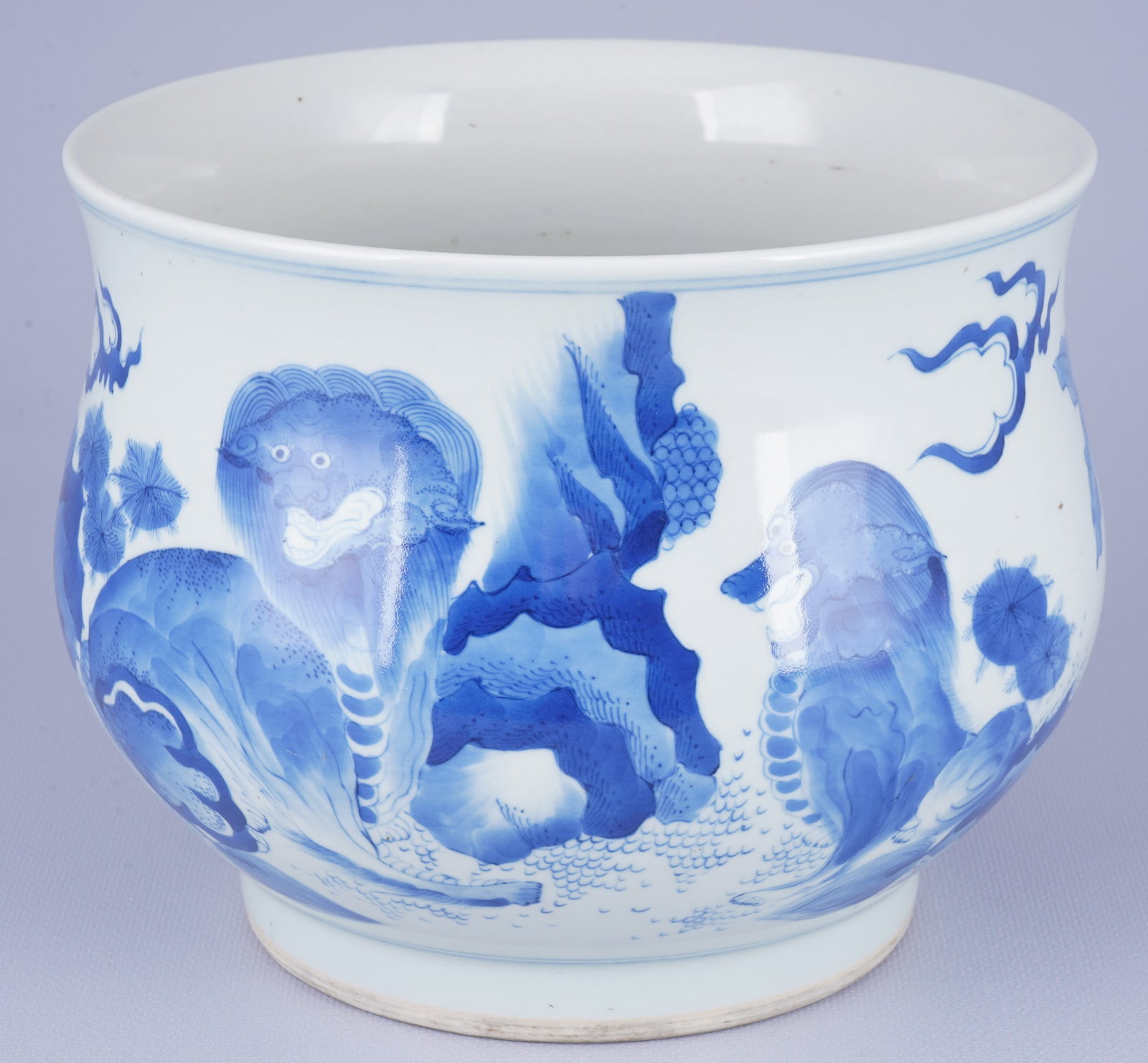 Large blue and white pot, China Qing Dynasty, (1 of 5)