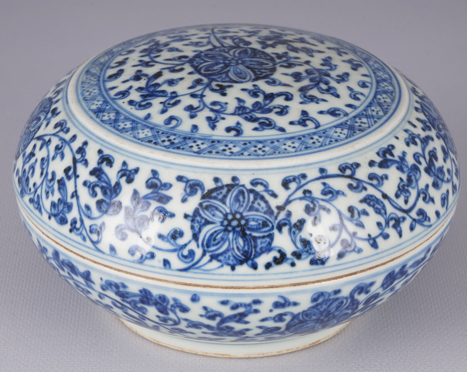 Blue and white lidded box, China Qing Dynasty, (1 of 6)