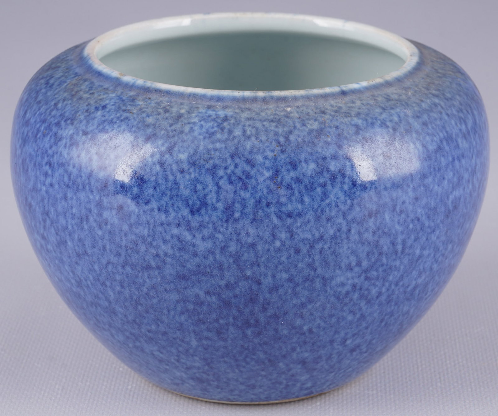 Snow-blue brush-wash bowl, China late Qing, (1 of 5)