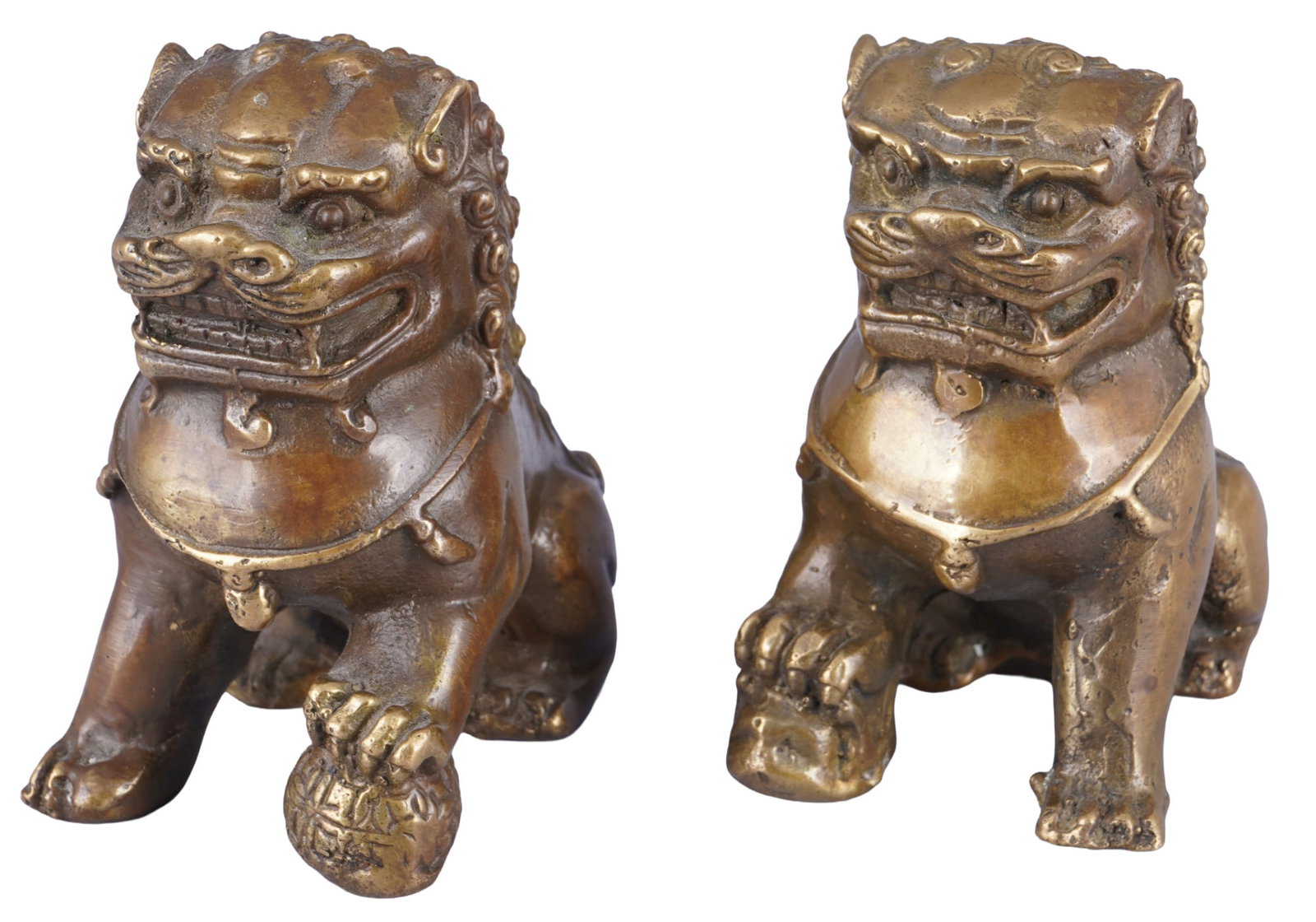 Pair of bronze komainu (guardian lions), Japan, (1 of 6)