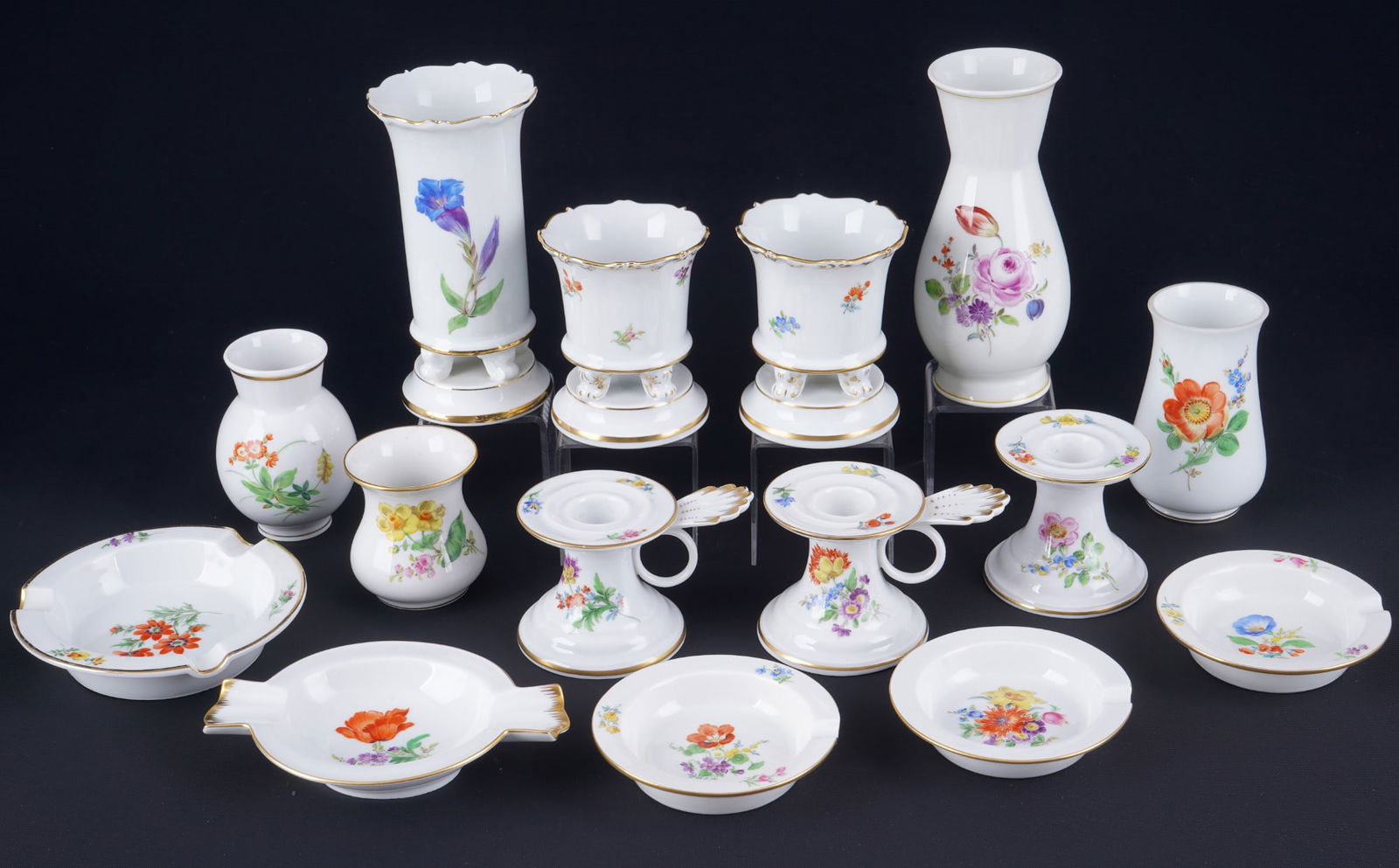 Meissen Flowers 15-piece decorative porcelain, (1 of 5)
