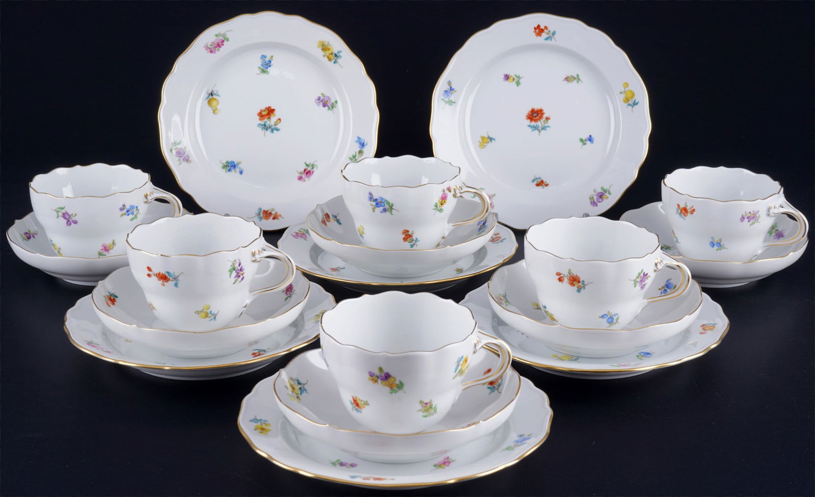 Meissen Strewn Flowers 6 coffee place settings 1st choice, (1 of 4)