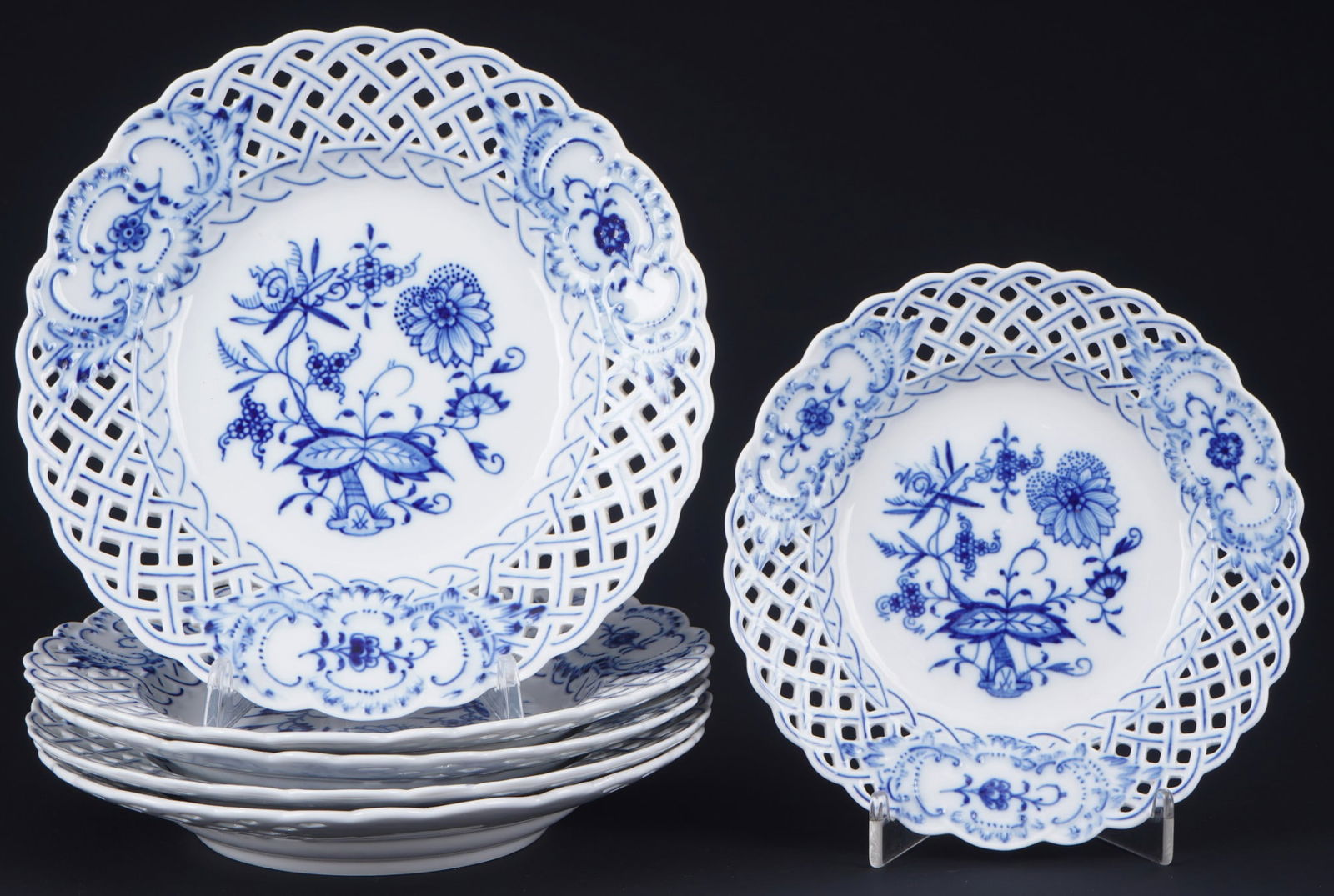 Meissen Blue Onion 6 cutwork plates 1st choice, (1 of 4)