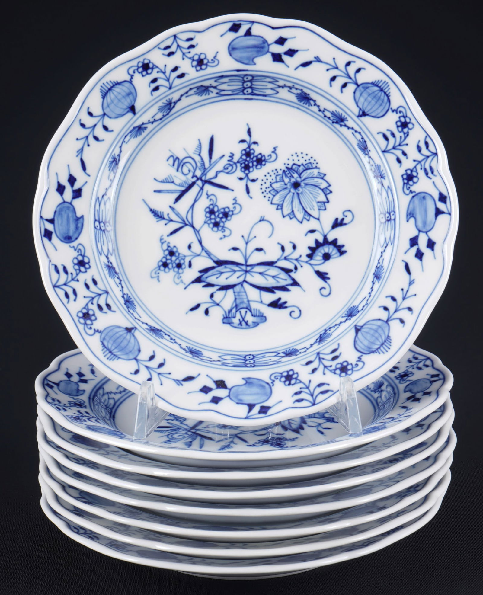 Meissen Blue Onion 8 dessert plates 1st choice, (1 of 3)