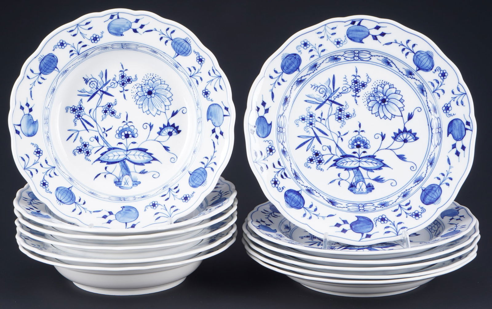 Meissen Blue Onion 6 dinner plates and 6 soup plates, (1 of 4)