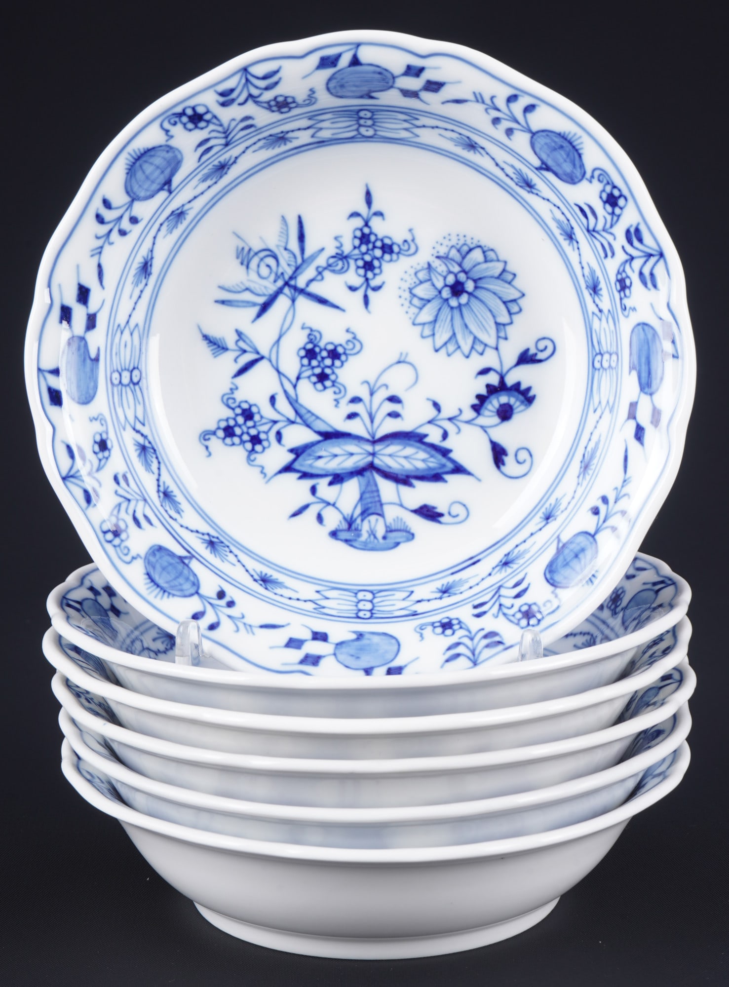Meissen Blue Onion 6 dessert bowls, (1 of 3)