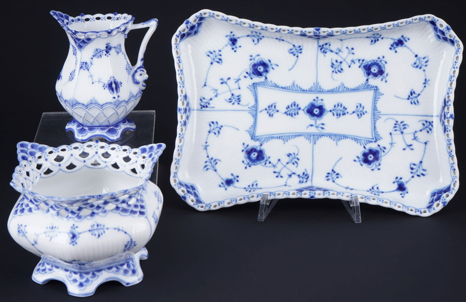 Royal Copenhagen Musselmalet Full Lace milk pot and sugar bowl 1032/1113, (1 of 5)