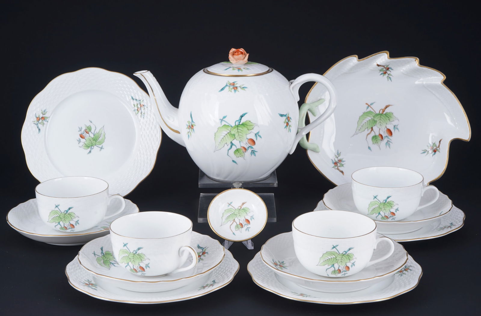 Herend Rosehip tea set for 4 persons, (1 of 7)