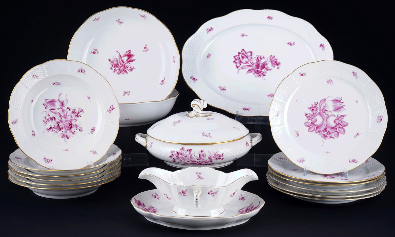 Herend Bouquet De Tulipe Purple dinner service for 6 persons, (1 of 8)