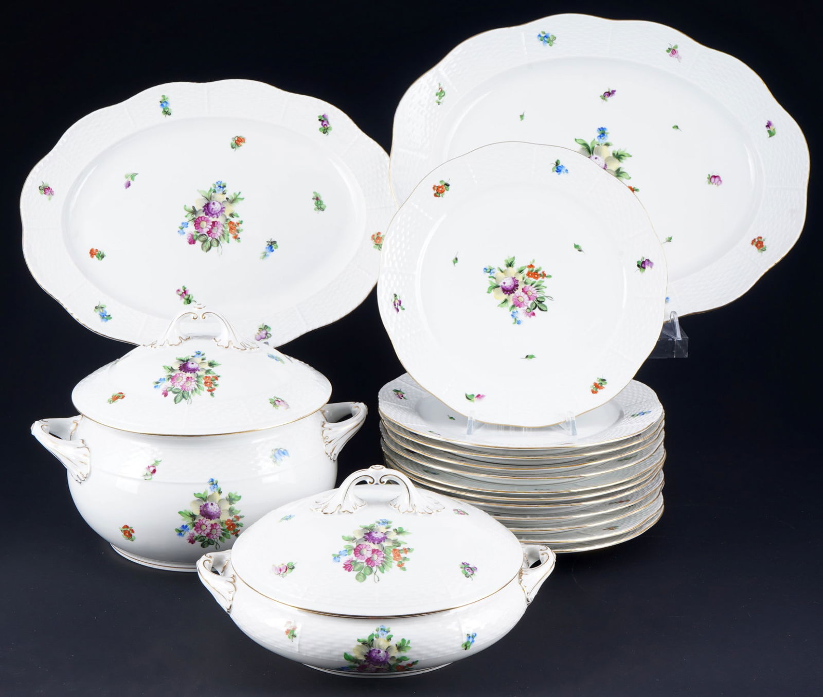 Herend Bouquet dinner service for 12 persons, (1 of 7)