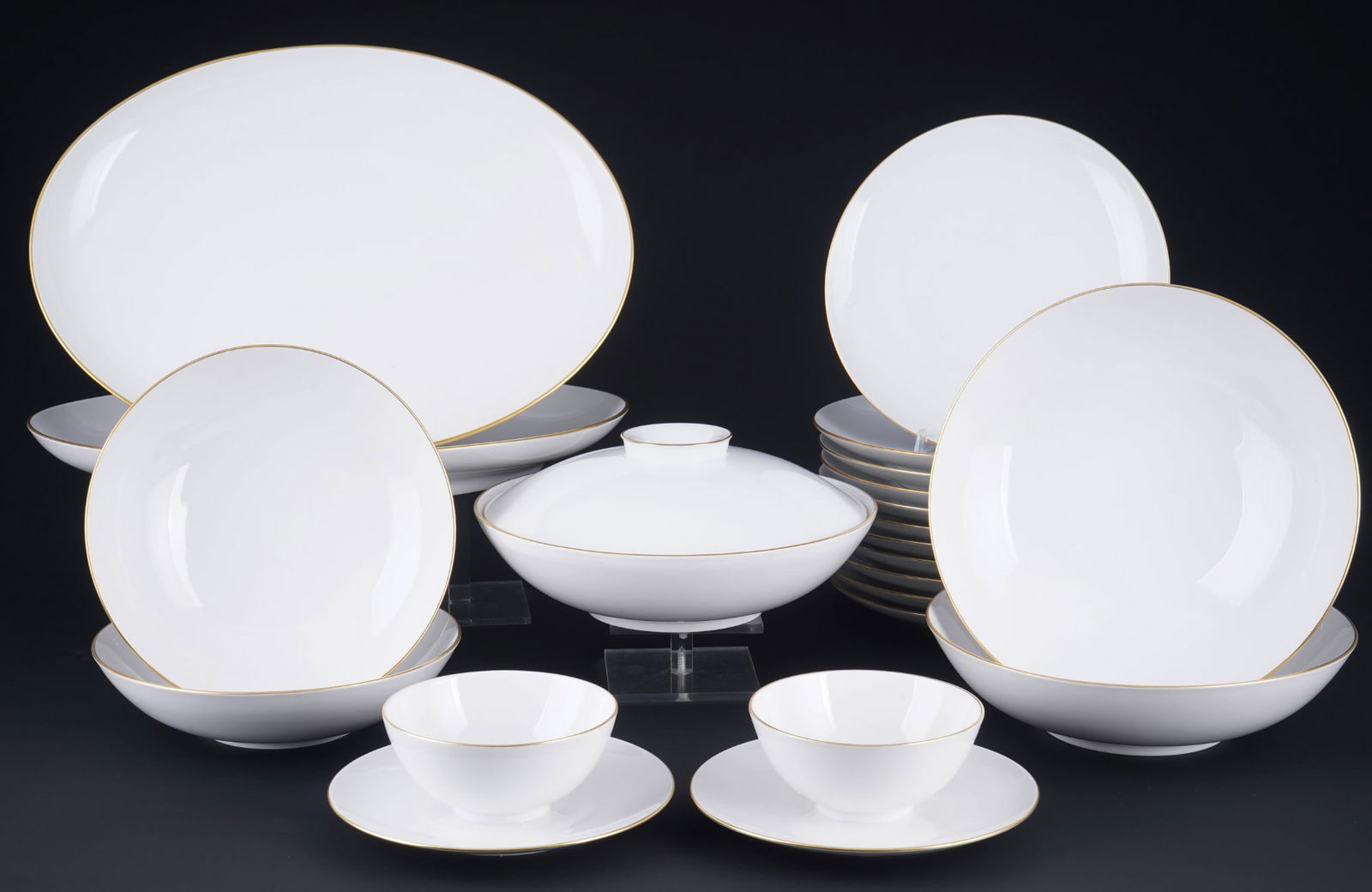 KPM Berlin Urbino coffee service for 12 persons, (1 of 8)