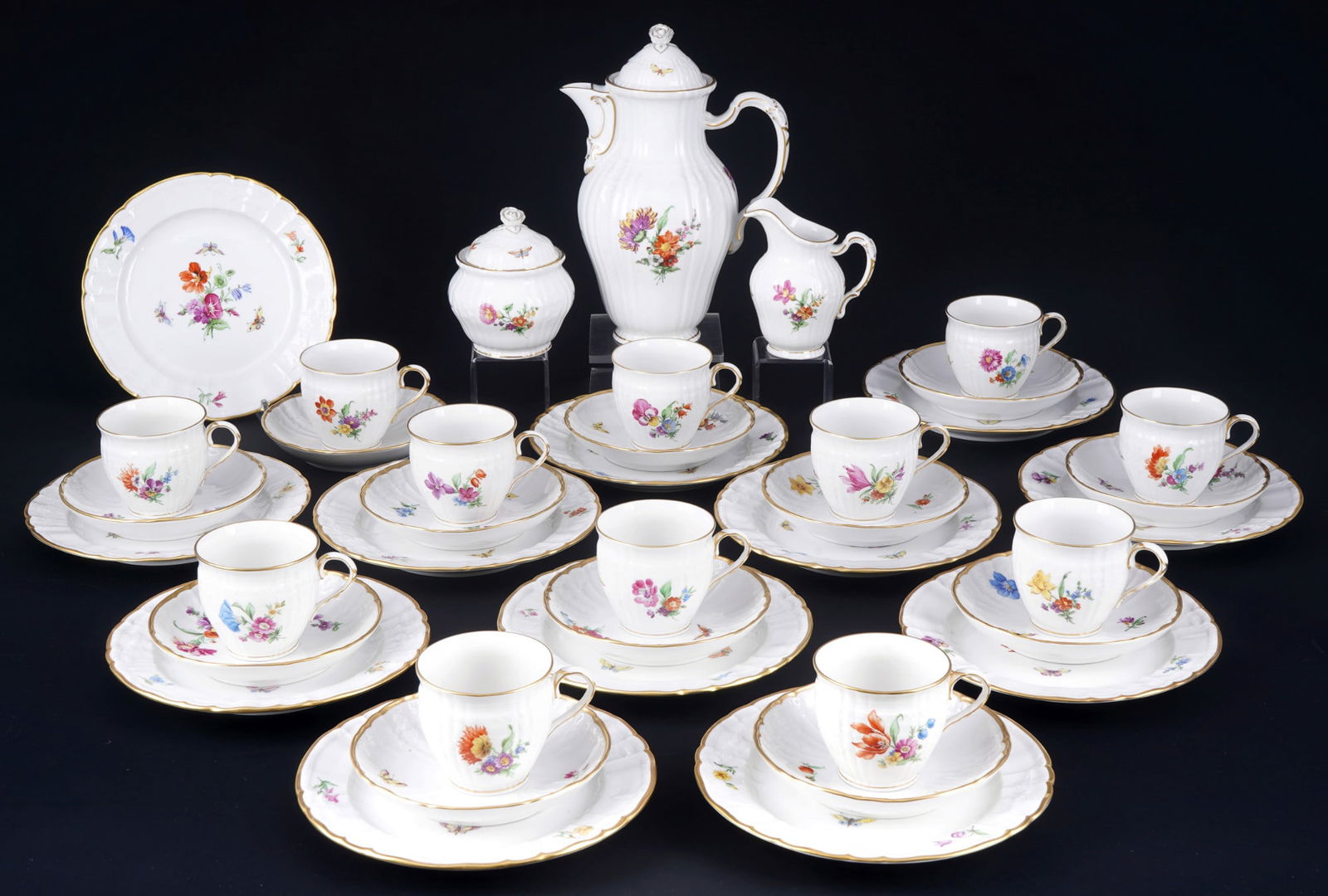 KPM Berlin Flower Bouquet Rocaille coffee service for 12 persons, (1 of 5)