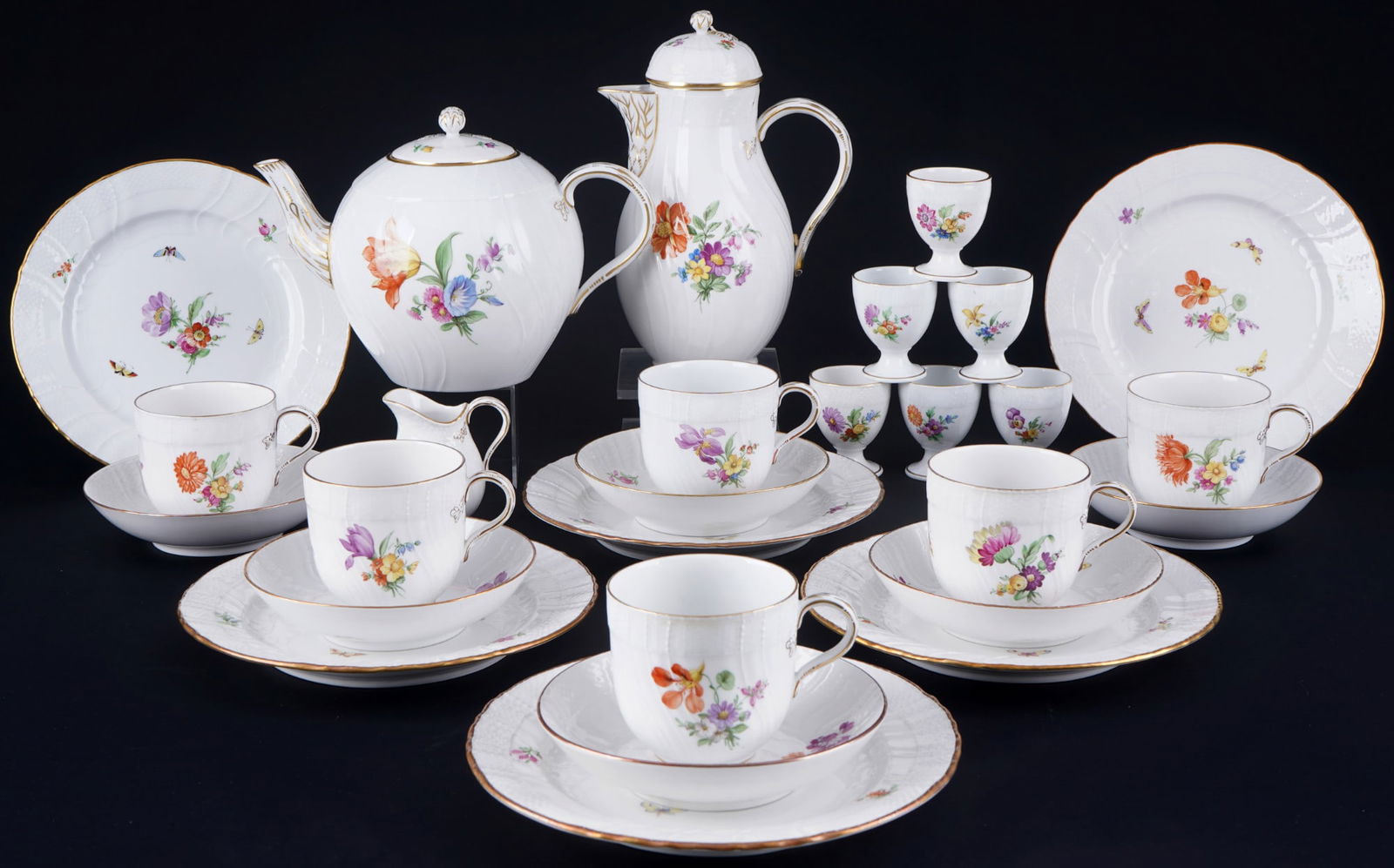 KPM Berlin Flower Bouquet coffee service for 6 persons with tea pot, (1 of 8)