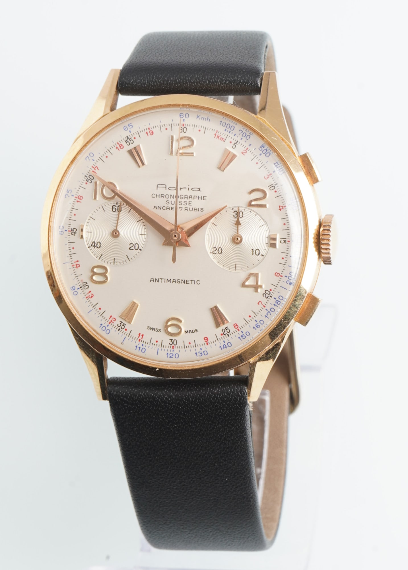 Adria 750 Gold Men's Chronograph wristwatch 5407,: 18K yellow gold case, stamped on the back 18K 750 + 161, reference no. 5407, manual winding, white dial with Arabic numerals and wedge-shaped indices for odd numbers, two subdials (bi-compax