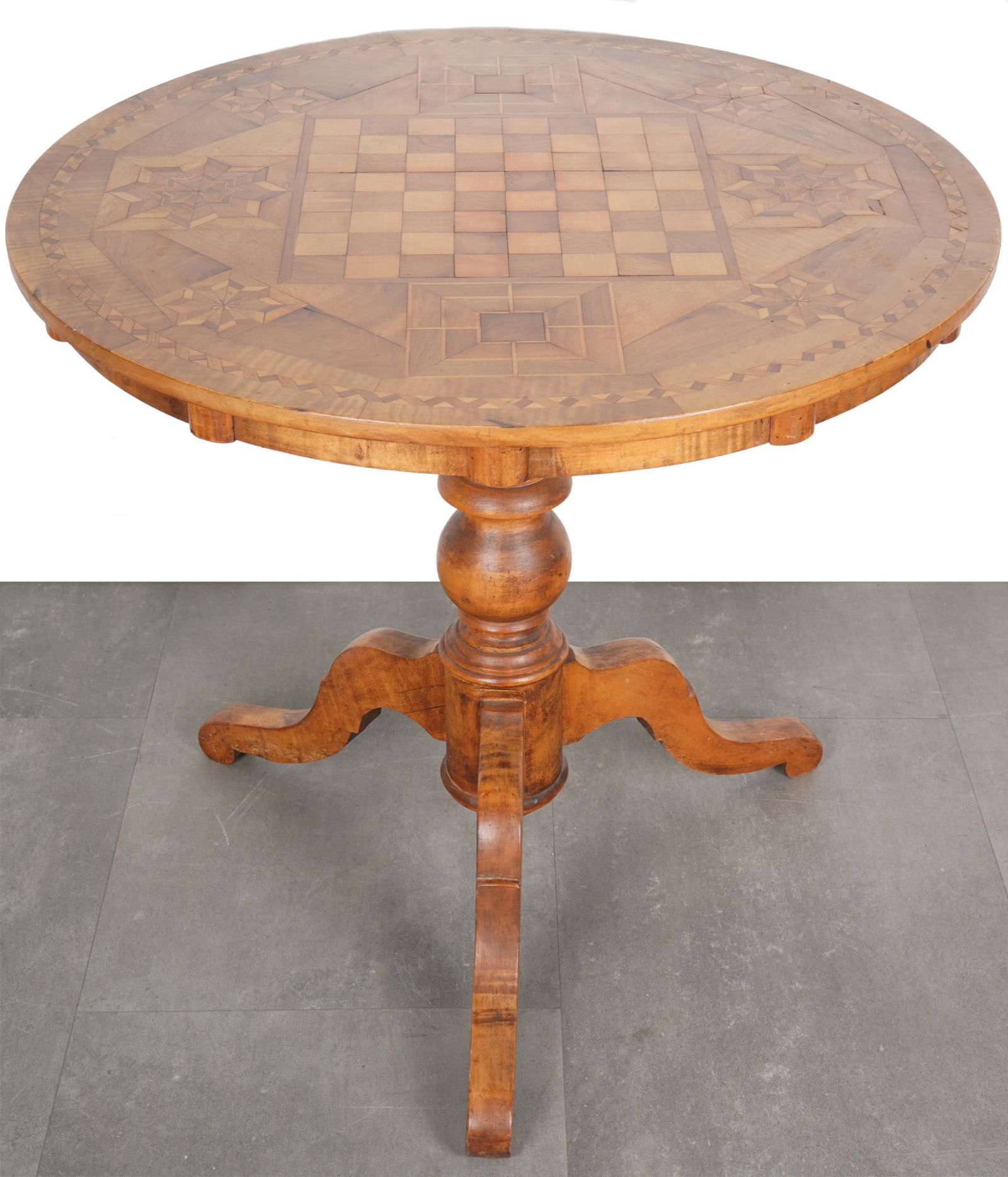 Chess table Brienz / Switzerland 19th century (1 of 7)