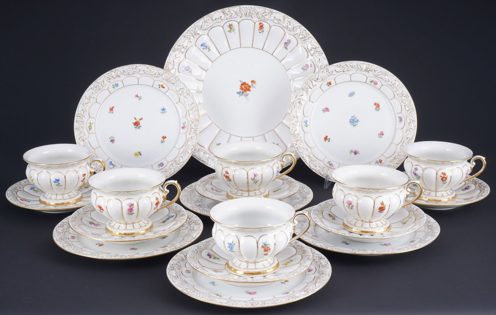 Meissen X-Form Strewn Flowers 6 coffee place settings, (1 of 6)