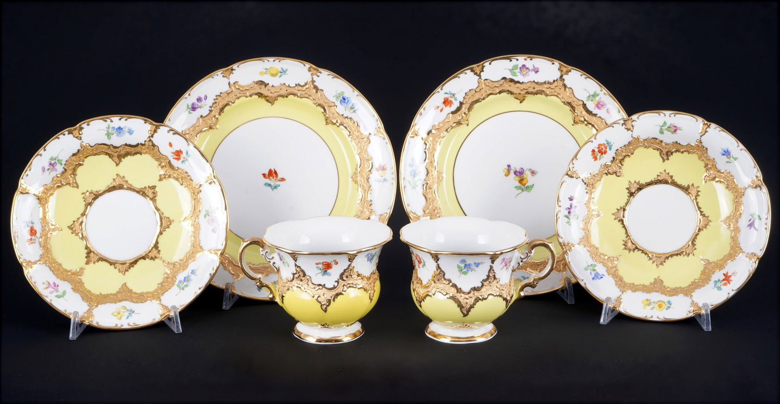 Meissen B-Form Strewn Flowers yellow 2 coffee place settings, (1 of 4)