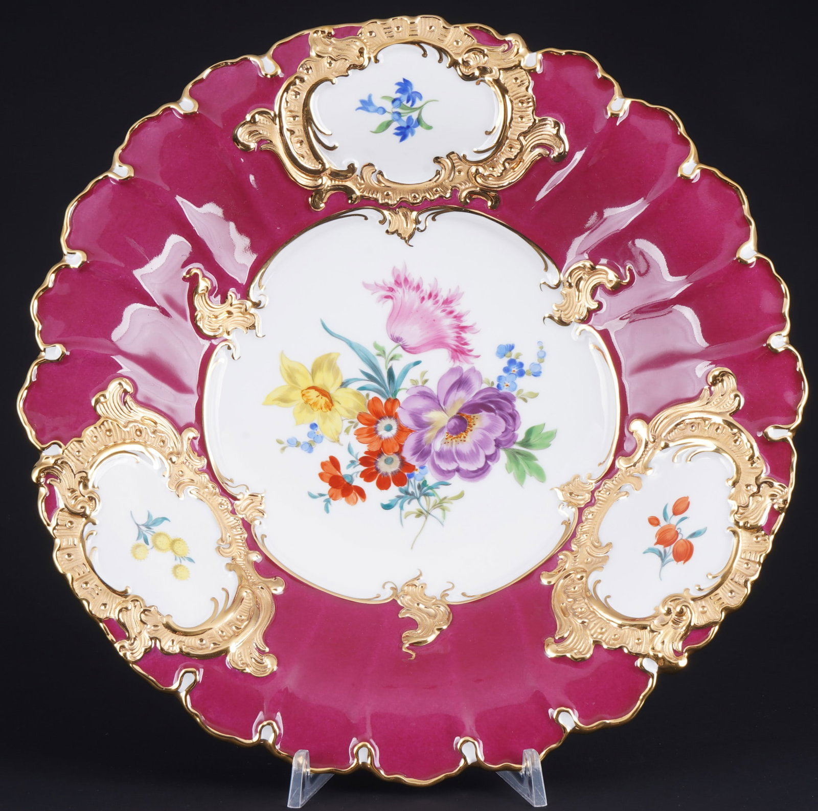 Meissen B-Form purple Flower Bouquet splendid bowl 1st choice,: porcelain, blue sword mark 1st choice, decor B-Form purple with Flower Bouquet, H 4.5 cm x D 29.5 cm