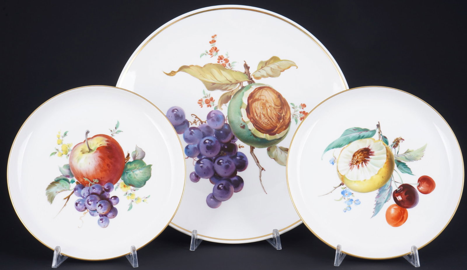 Meissen Fruits 3 splendid plates, (1 of 4)