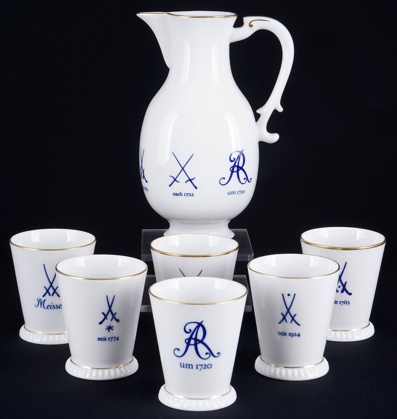 Meissen Crossed Swords 6 fist beakers with pitcher 1st choice (1 of 7)
