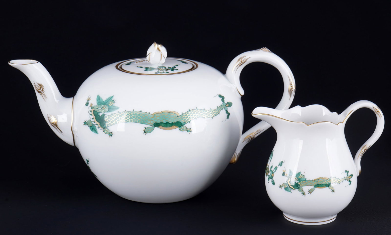 Meissen Court Dragon Rich Green tea pot with milk pot 1st choice, (1 of 7)