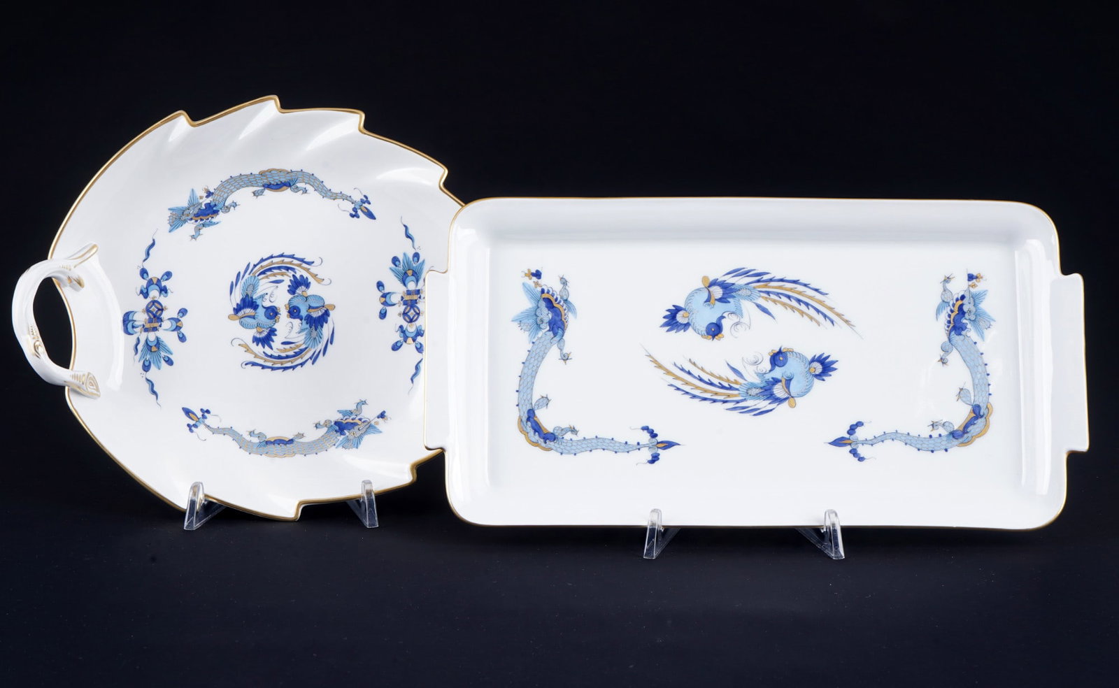 Meissen Court Dragon Rich Light Blue confectionery leaf with cake dish 1st choice, (1 of 4)