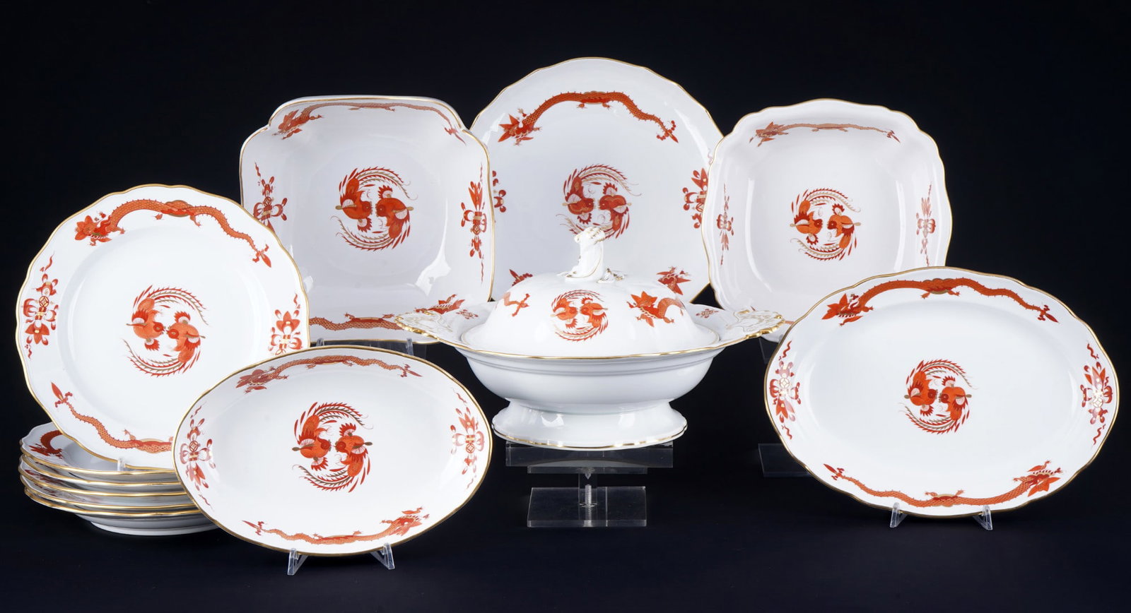 Meissen Court Dragon Rich Red dinner service for 6 persons 1st choice, (1 of 5)