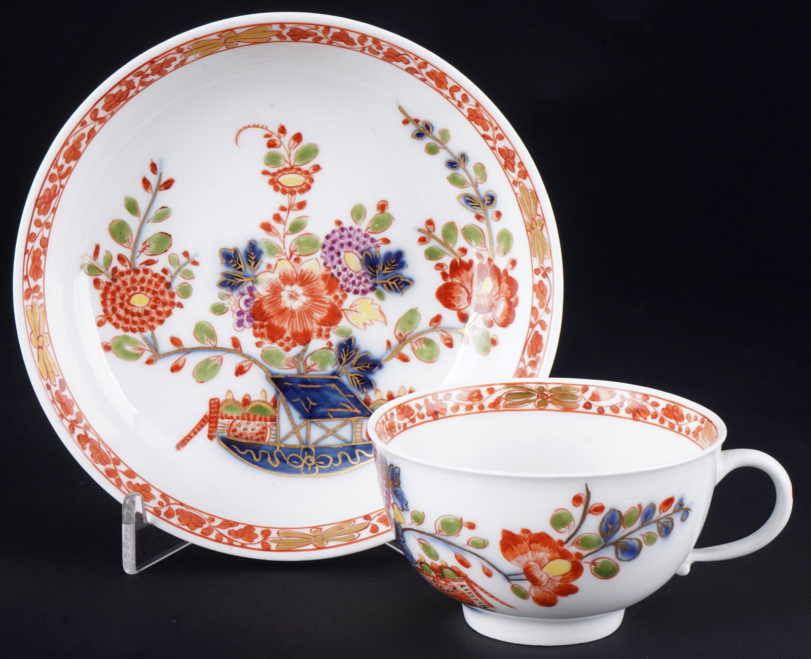 Meissen 18th century table pattern cup, first choice (1 of 5)