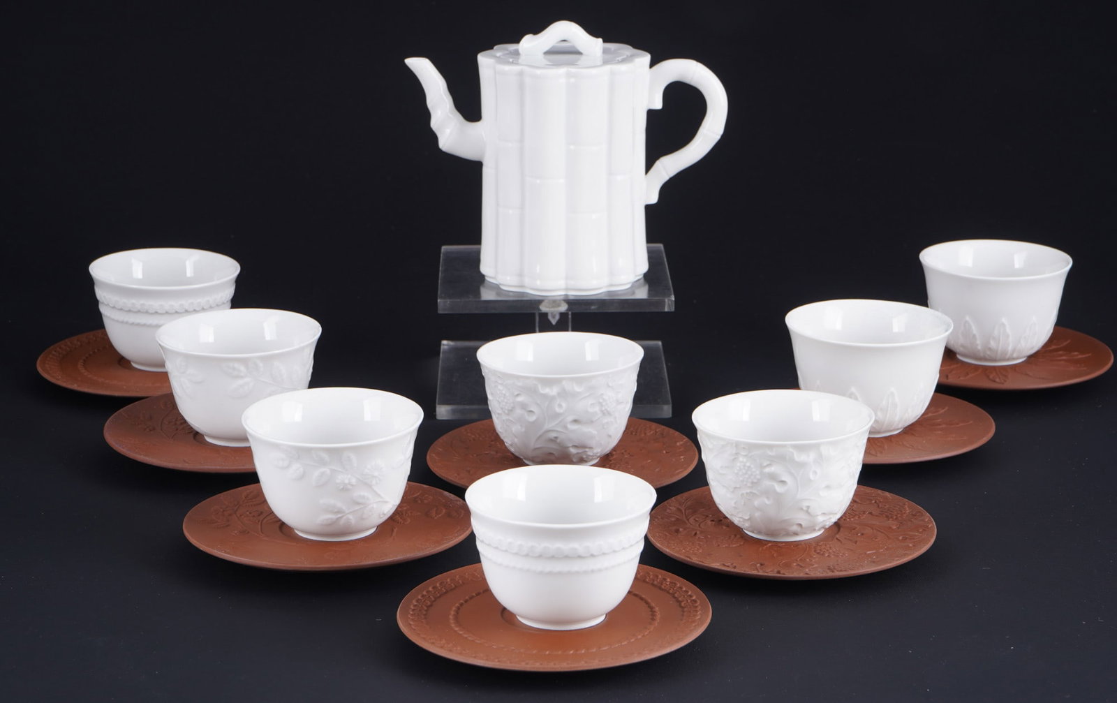 Meissen Boettger bamboo tea pot with 8 couplings 1st choice, (1 of 9)