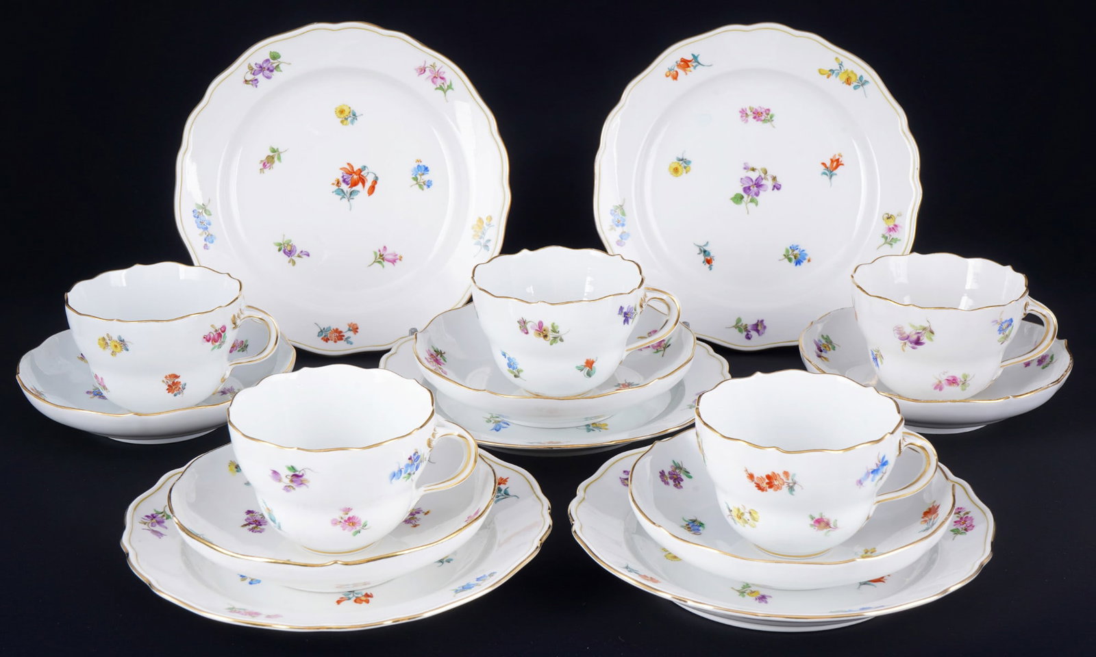 Meissen Strewn Flowers 5 coffee place settings, (1 of 4)