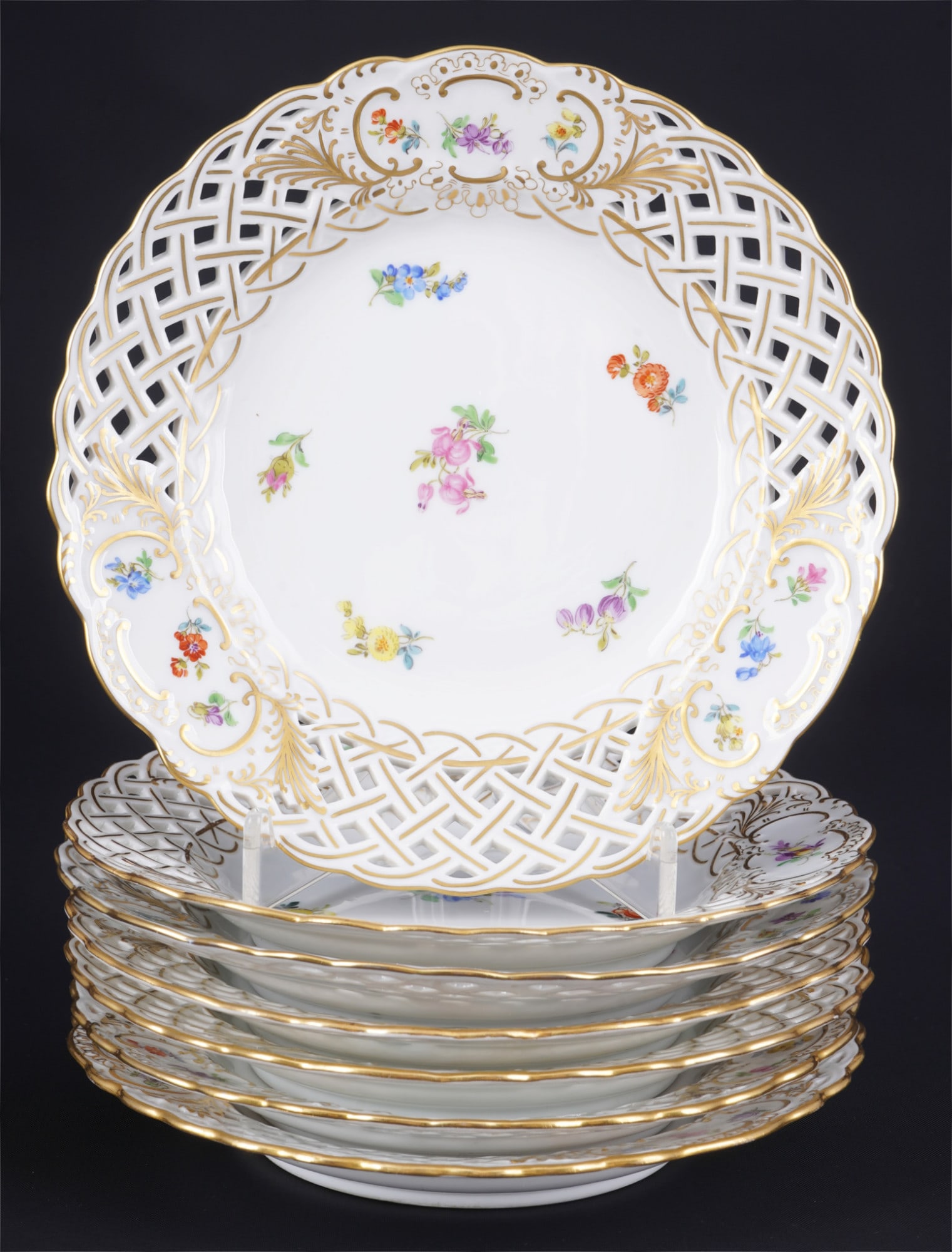 Meissen Strewn Flowers 7 cutwork dessert plates 1st choice, (1 of 3)