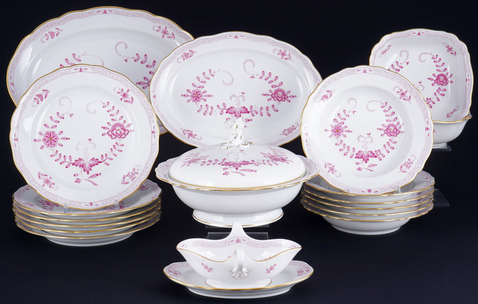 Meissen Indian Purple dinner service for 6 persons 1st choice, (1 of 5)