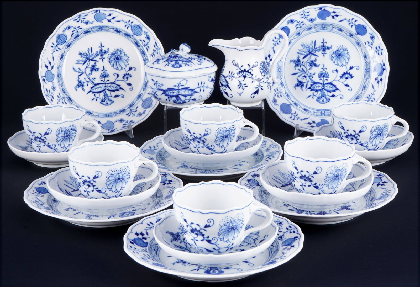 Meissen Blue Onion 6 coffee place settings with milk jug and sugar bowl, (1 of 6)