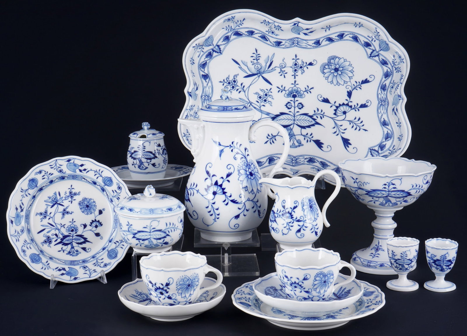 Meissen Blue Onion coffee tete a tete, (1 of 11)