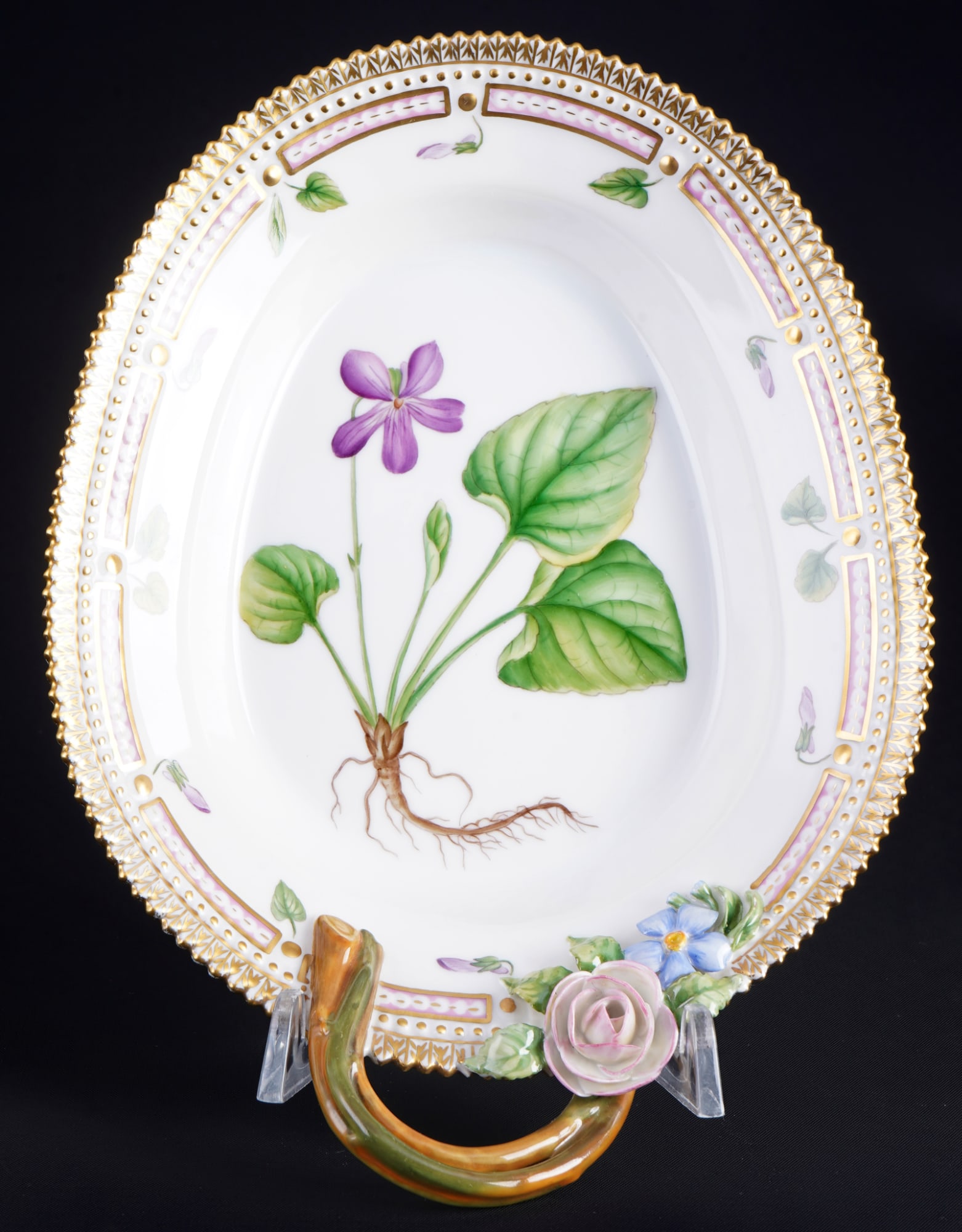 Royal Copenhagen Flora Danica splendid bowl 3540, (1 of 4)