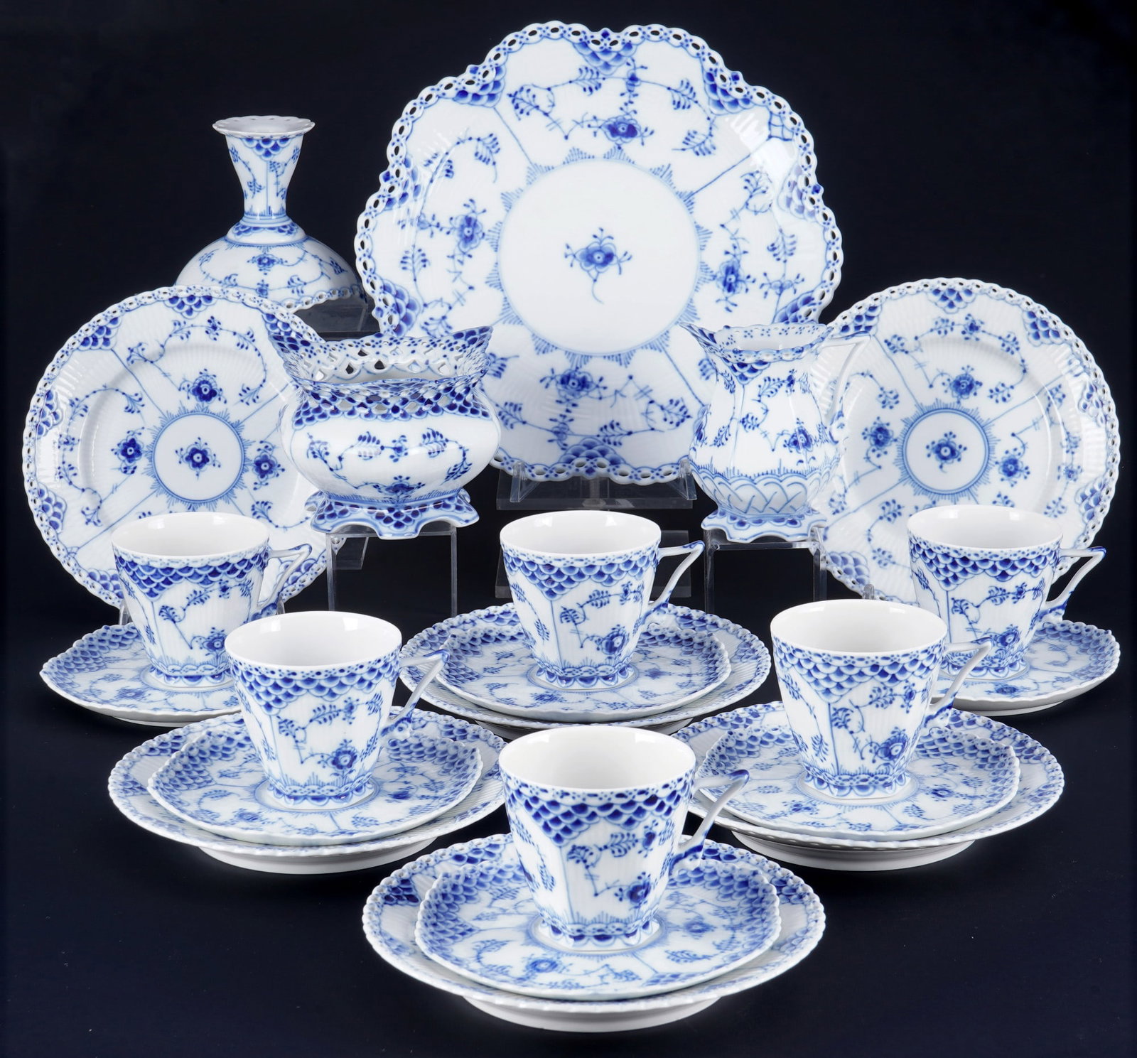 Royal Copenhagen Musselmalet Full Lace coffee set for 6 persons, (1 of 6)