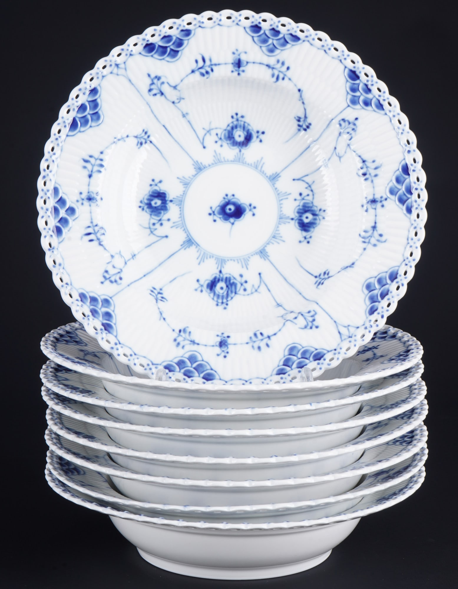 Royal Copenhagen Musselmalet Full Lace 8 soup plates 1079, (1 of 3)