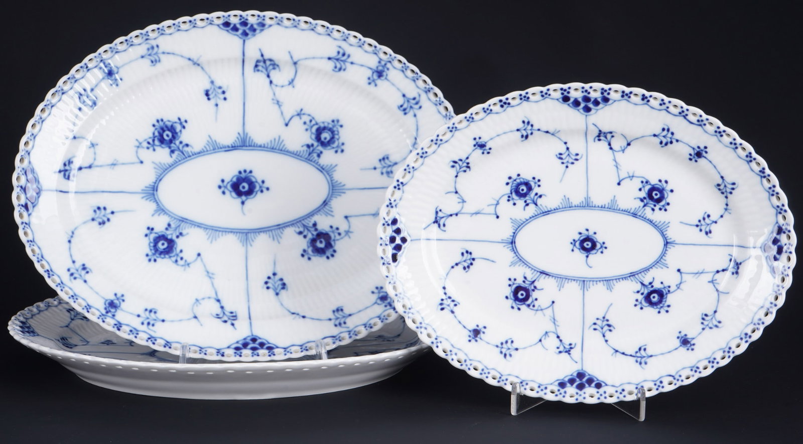 Royal Copenhagen Musselmalet Full Lace 3 serving platters 1146/1147, (1 of 4)