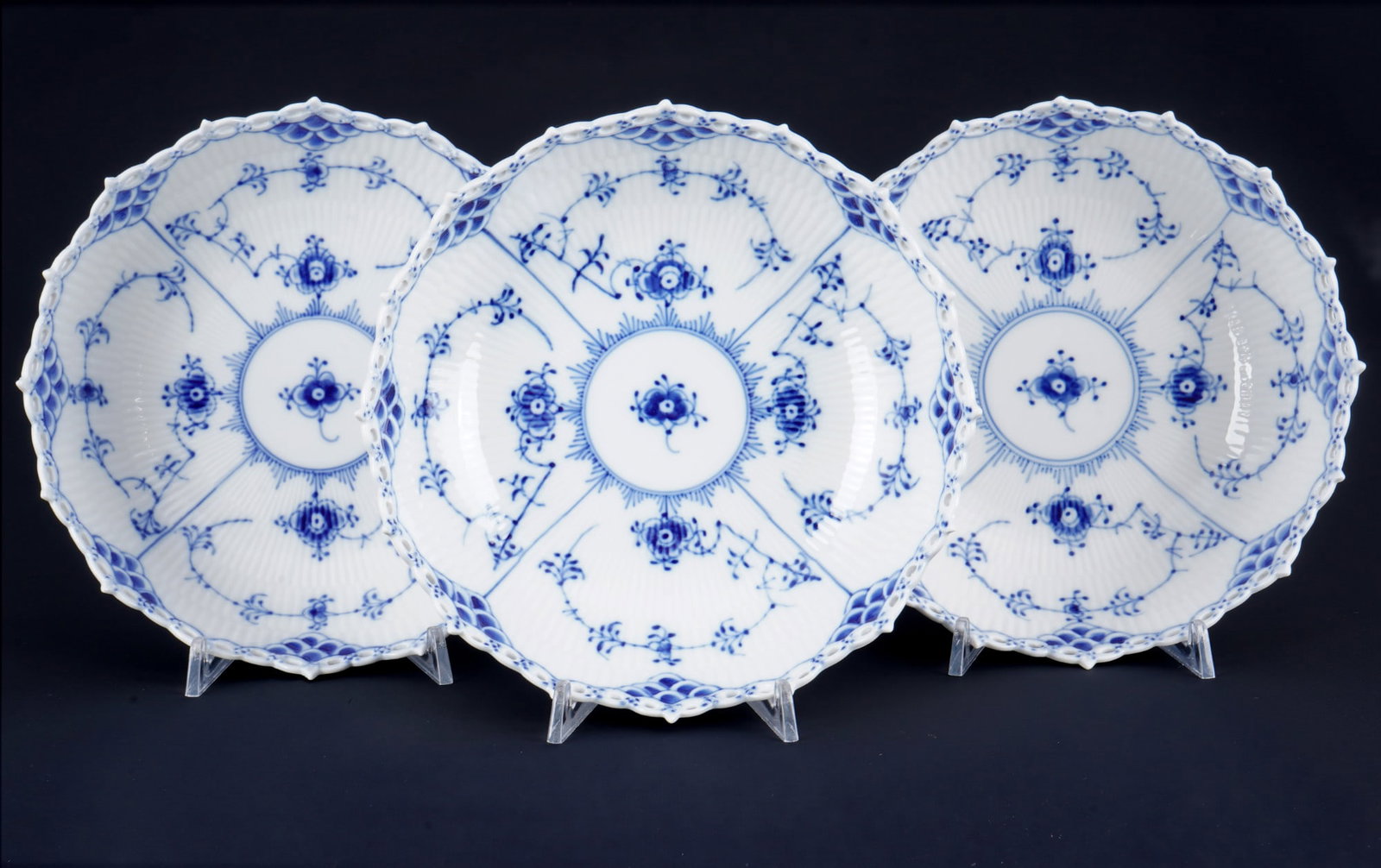 Royal Copenhagen Musselmalet Full Lace 3 bowls 1018, (1 of 4)