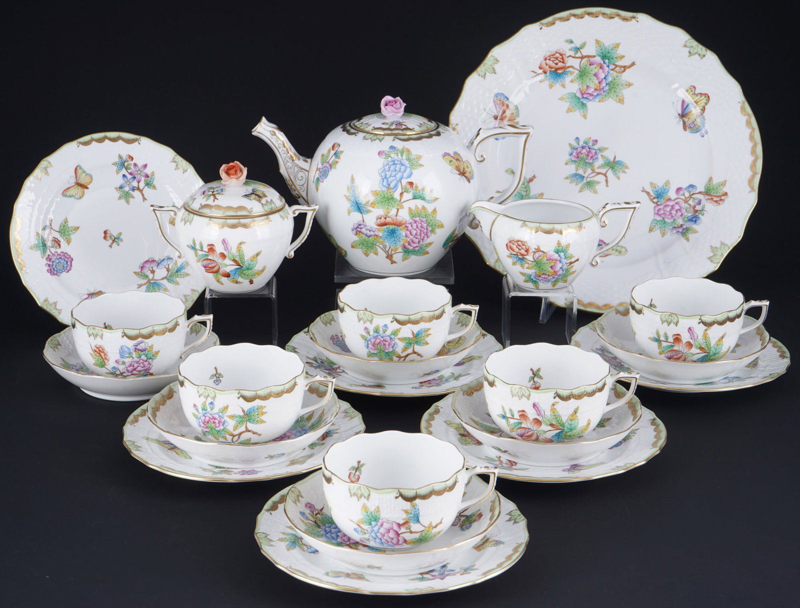 Herend Queen Victoria tea service for 6 persons, (1 of 6)