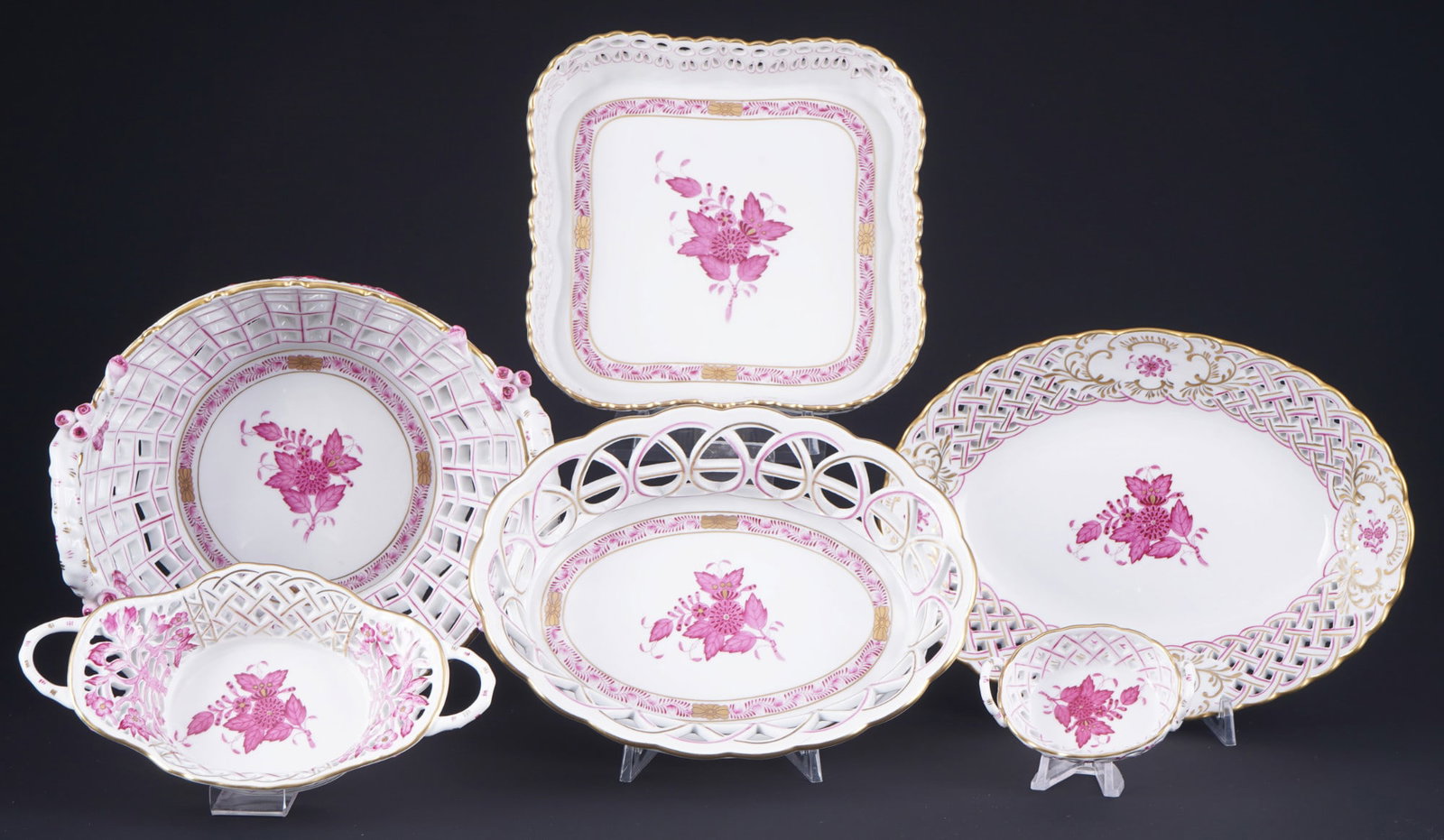 Herend Apponyi Purpur 6 cutwork bowls,: porcelain, Hungary 20th century, blue company mark, decor AP Apponyi Purple, 1x oval bowl #7351 H 4.5 cm x W 23 cm, 1x handled basket #7470 H 8 cm x D 19 cm, 1x square bowl #7510 H 3.5 cm x W 17.5 cm,