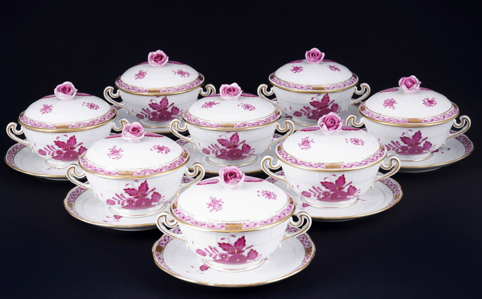 Herend Apponyi Purpur 8 lidded soup cups,: 16-piece porcelain, Hungary 20th century, blue company mark, decor AP Apponyi Purple, model no. 744, 8x soup bowls with lid H 9 cm x D 11 cm, 8x saucers D 15.5 cm, fine chip on rose