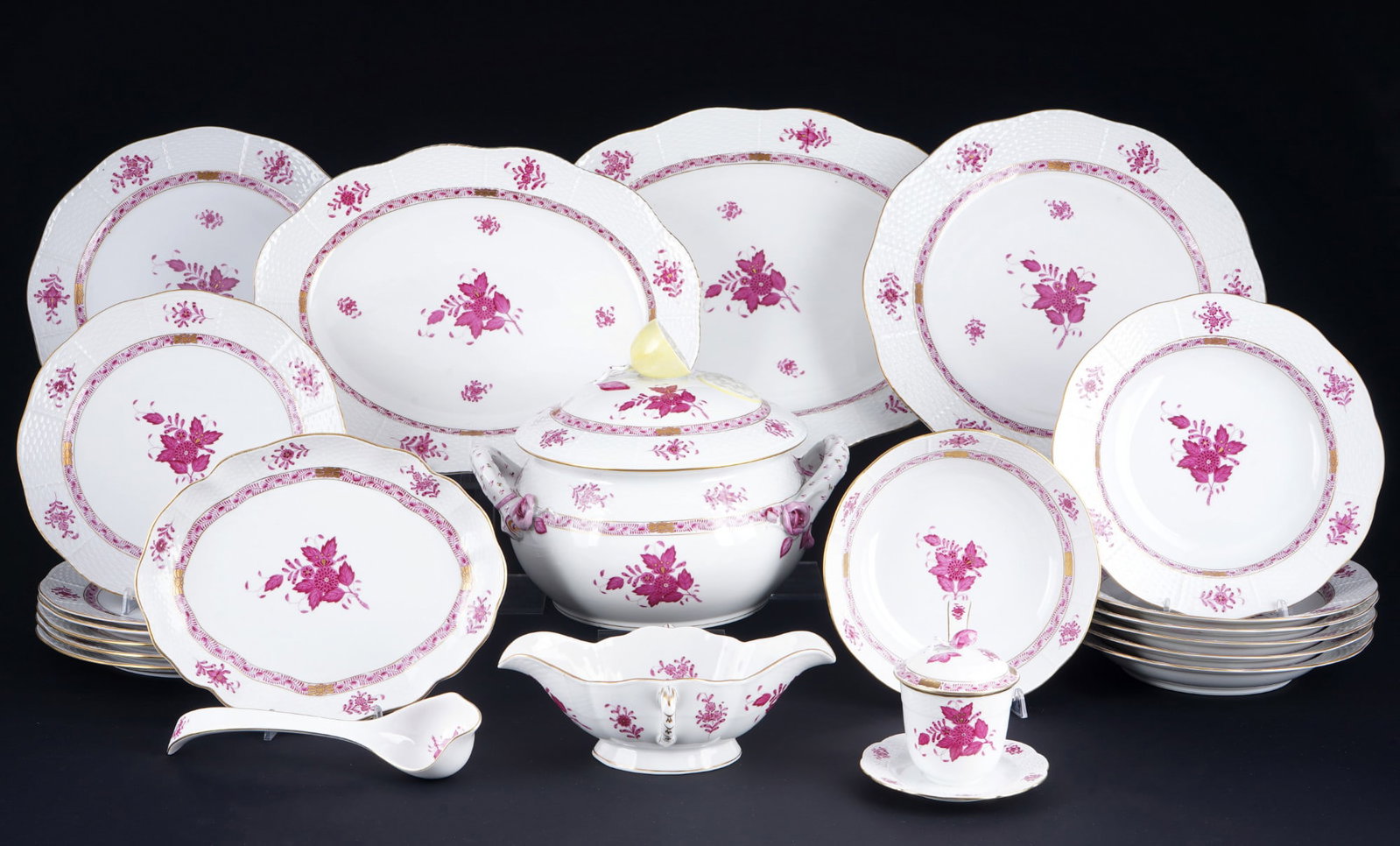 Herend Apponyi Purple dinner service for 6 persons, (1 of 5)