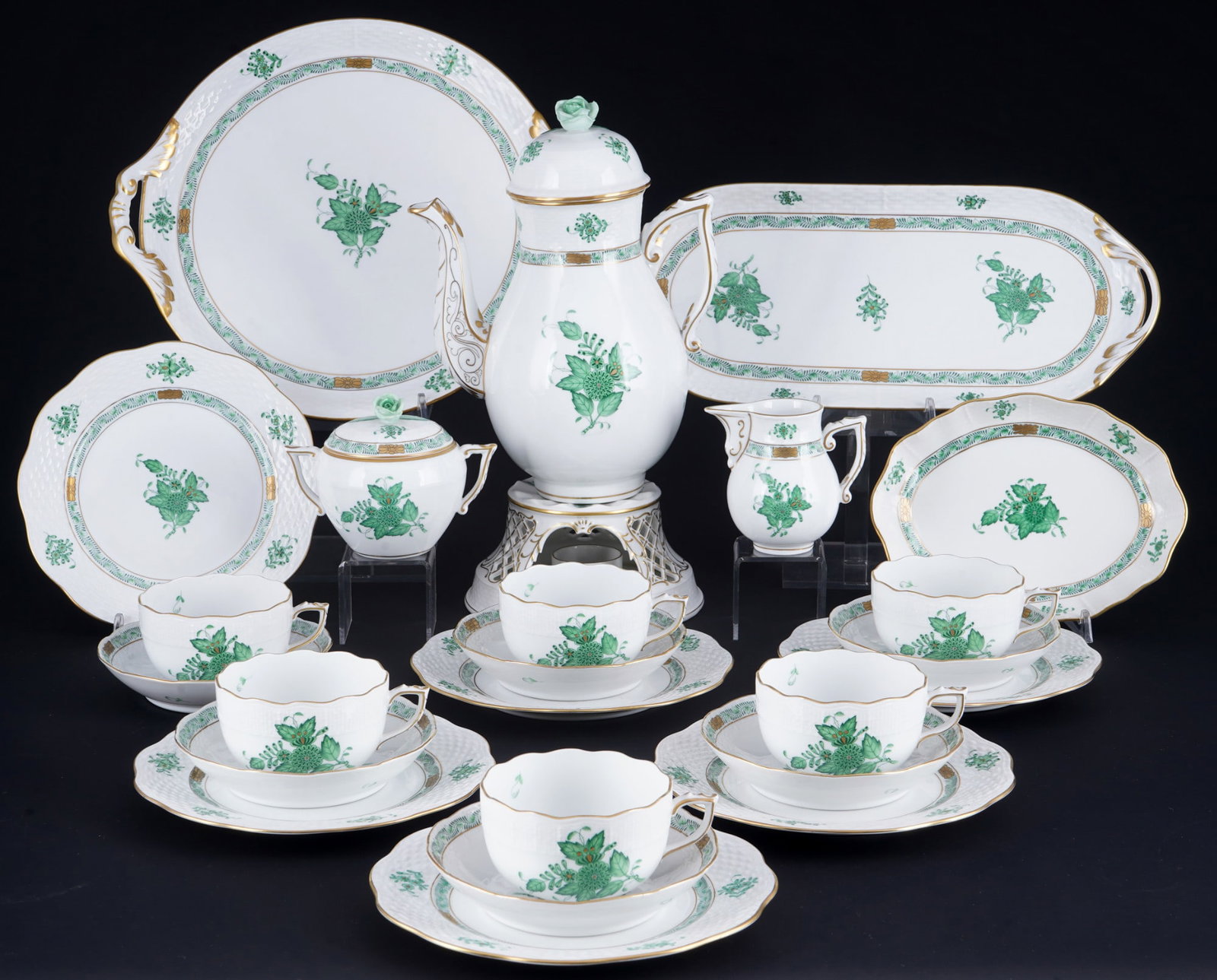 Herend Apponyi Vert tea service for 6 persons,: 24-piece porcelain, Hungary 20th century, blue company mark, decor AV Apponyi Vert, 1x coffee pot #611 H 26 cm x D 13.5 cm, 1x milk jug #635 H 9 cm x D 6.5 cm, 1x sugar bowl #655 H 10.5 cm x D 9.5 cm,